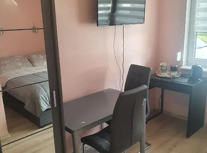 Goscinne Wiki & Ola Quarto em Acomodações Particulares