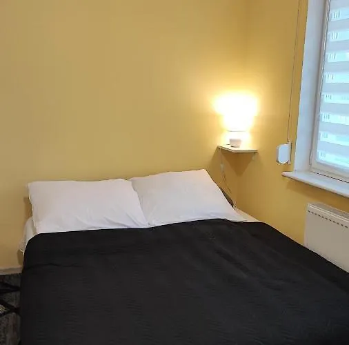 Quarto em Acomodações Particulares Goscinne Wiki & Ola